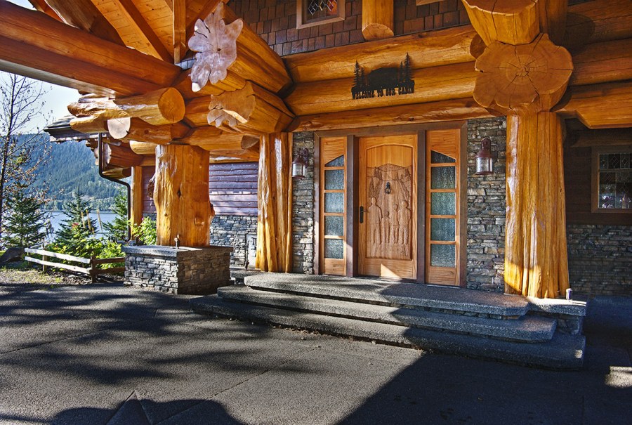 Пост энд Бим в Канаде