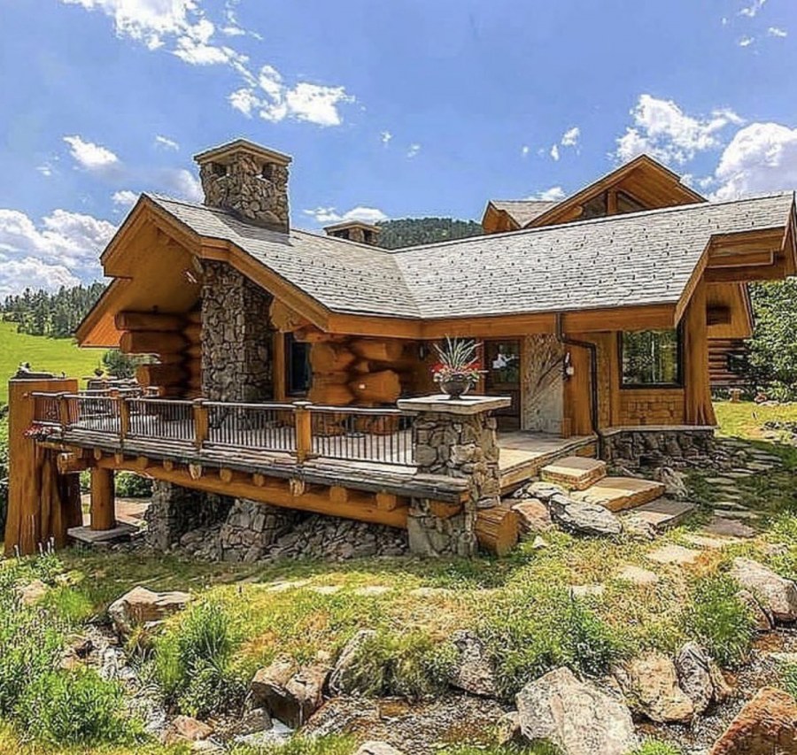 Пионер Лог Хаус