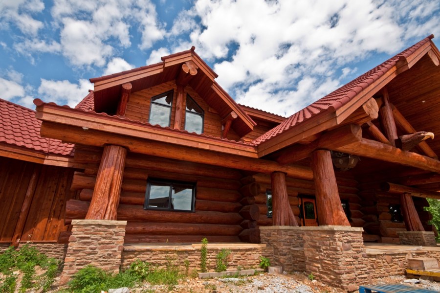 Пайонир Лог Холмс