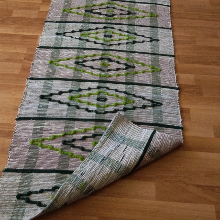 Ковер ромбы