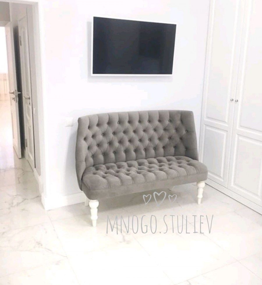 Диван Лондон с каретной стяжкой