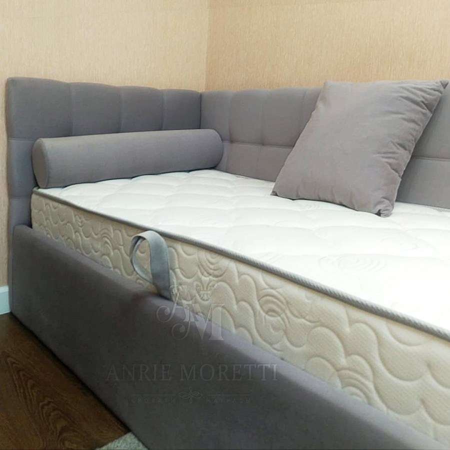 Кровать с каретной стяжкой Аврора