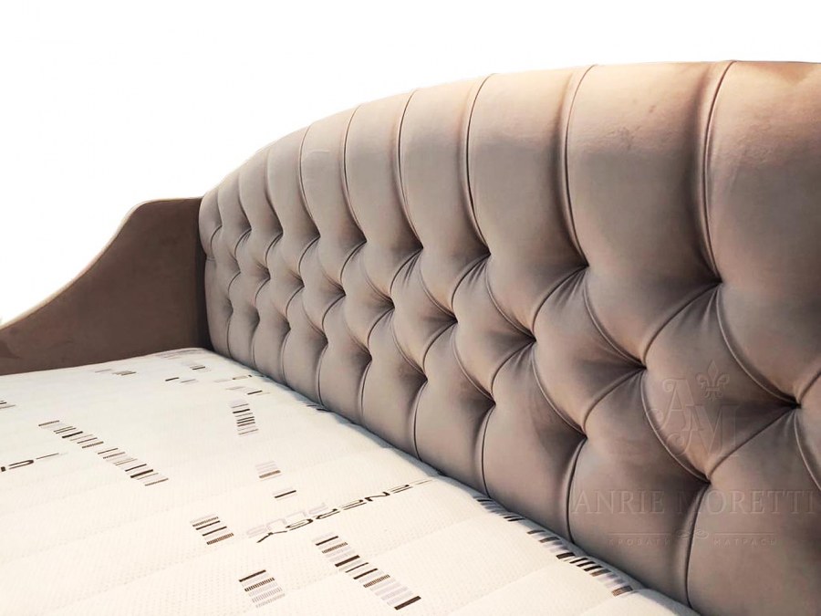 Диван "Сорренто 4" спинка с каретной стяжкой риал