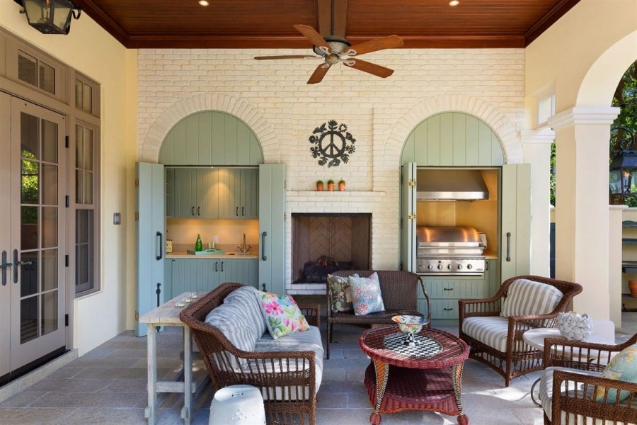 Голубой интерьер