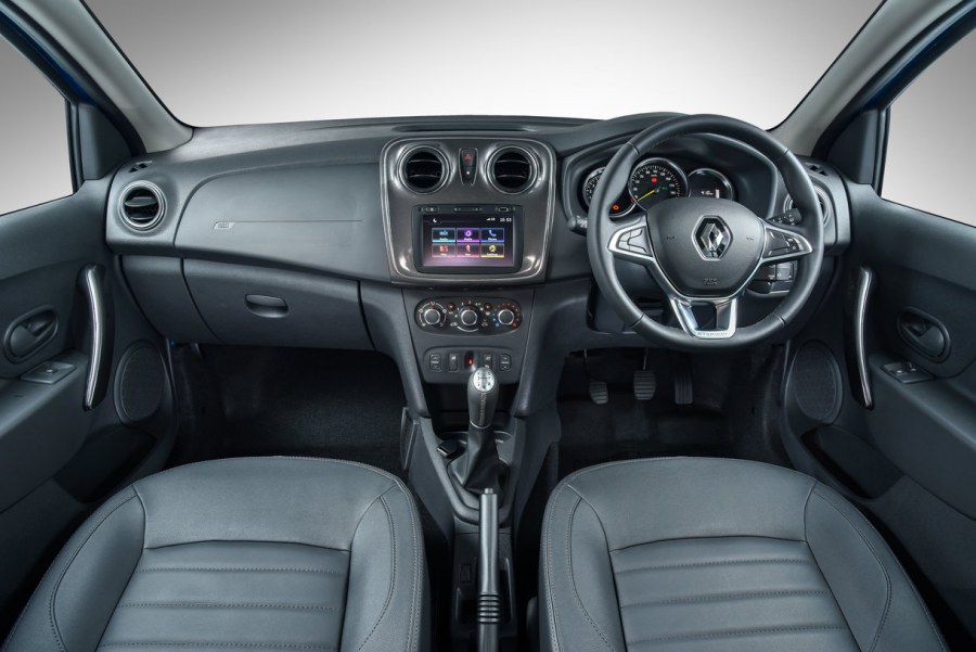 Renault Sandero Stepway Торпедо