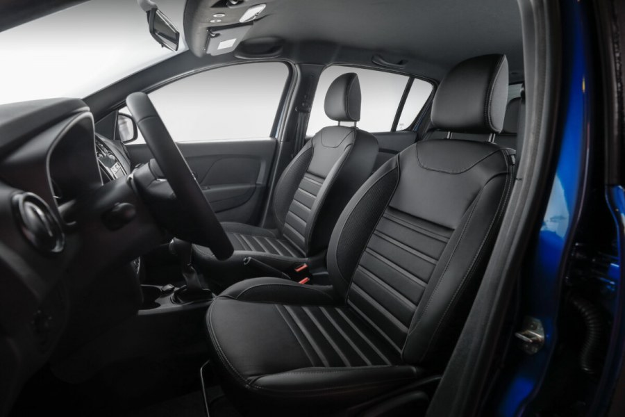 Рено Сандеро степвей 2020 салон