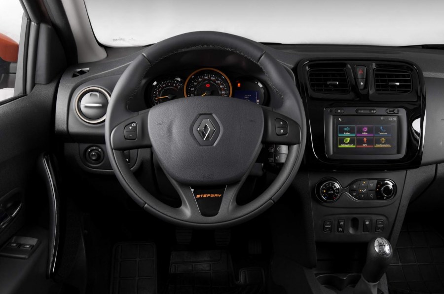 Renault Sandero Stepway 2019 салон