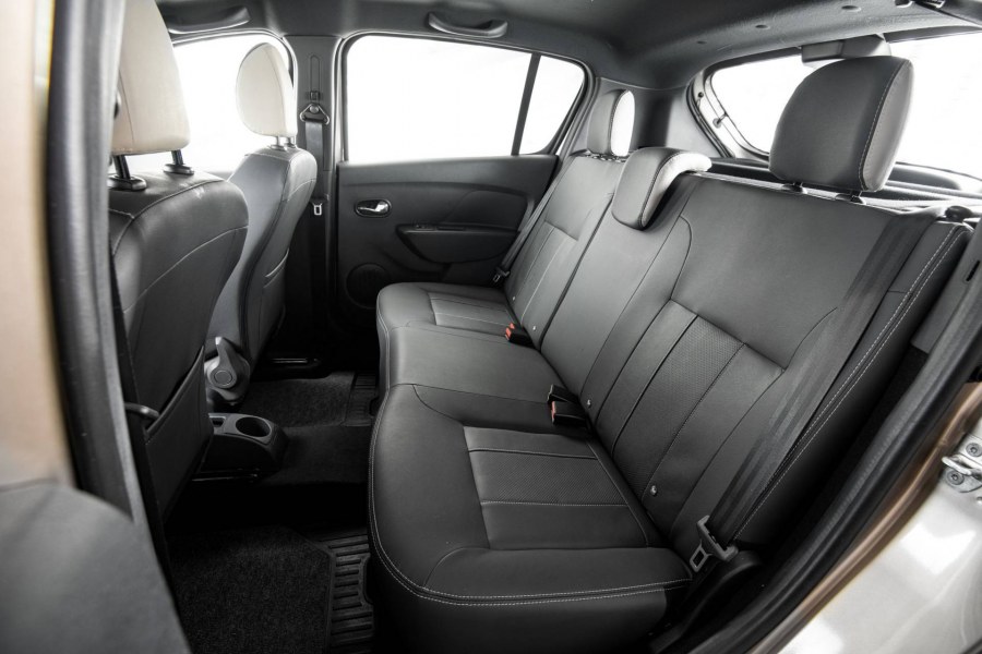 Renault Sandero Stepway 2020 интерьер