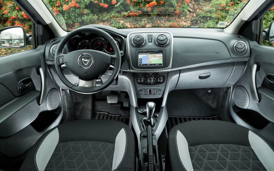 Renault Sandero Stepway 2017 салон