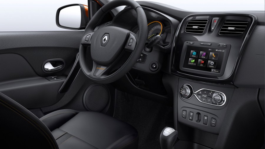 Рено Сандеро степвей 2016 салон