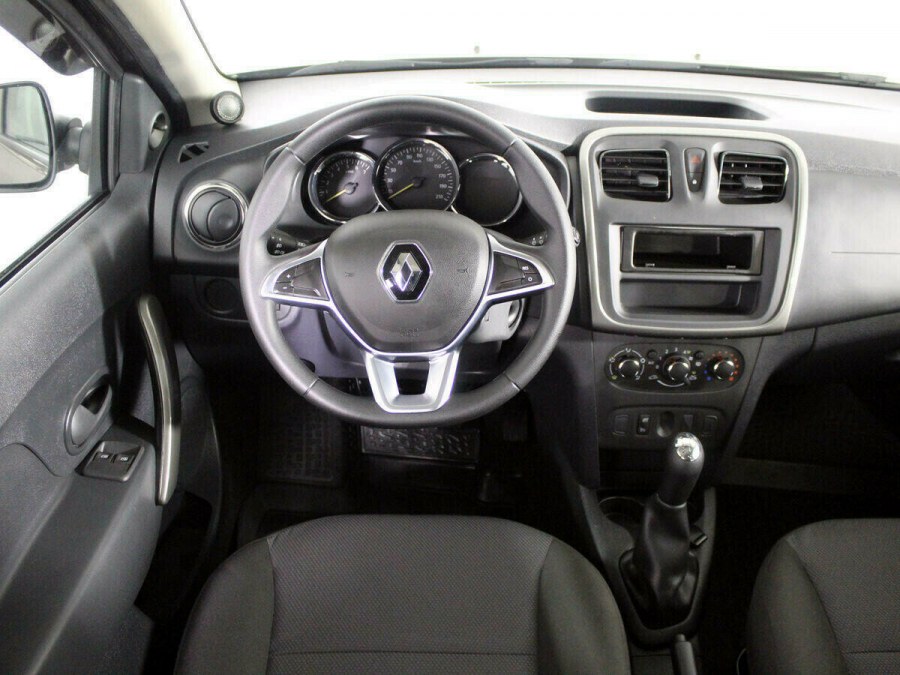 Renault Sandero Stepway 2016 салон