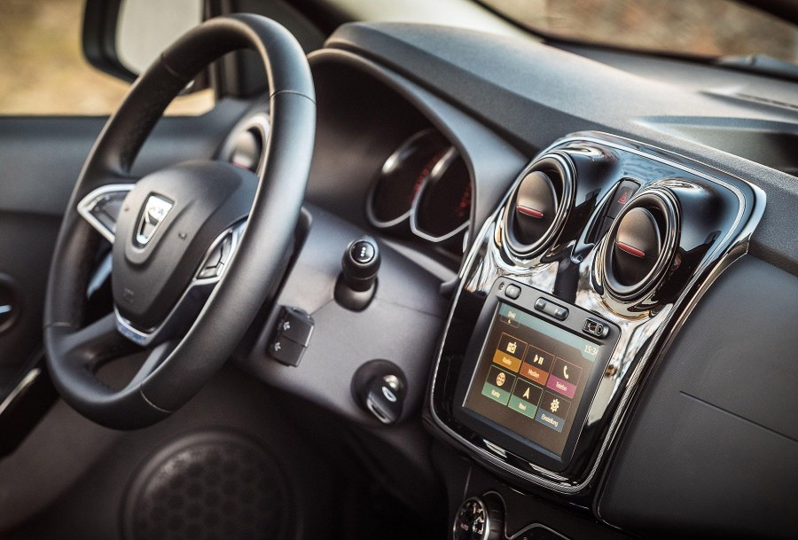 Рено Логан 2012 салон