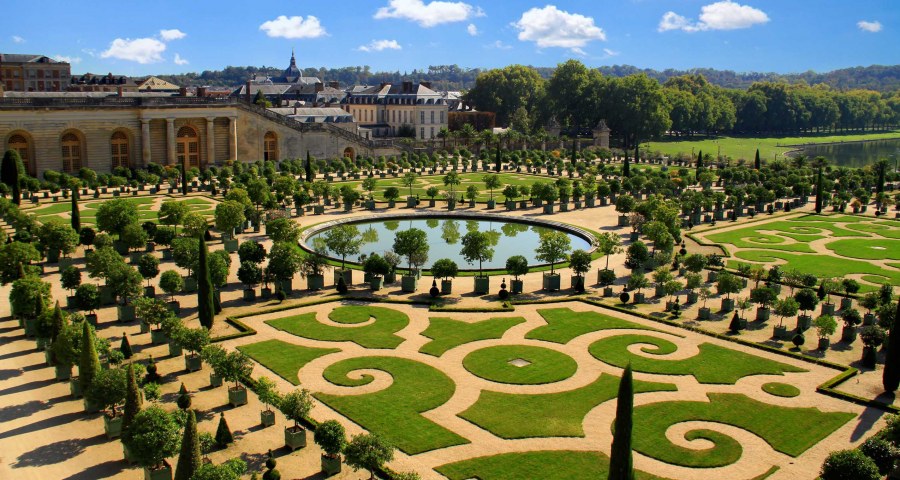 Версальский дворцово-парковый комплекс
