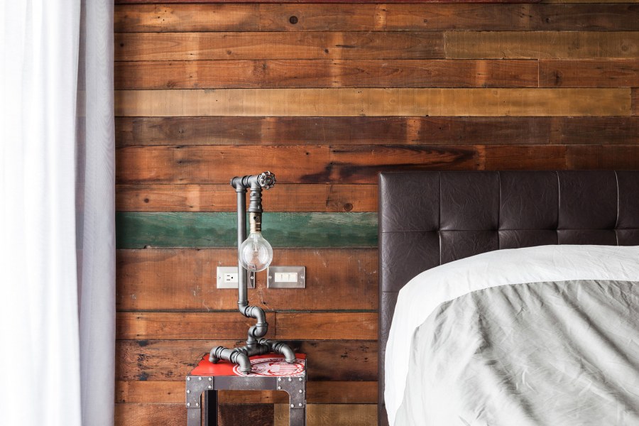 Стена дерево лофт