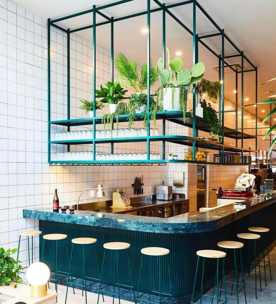 Необычная барная стойка