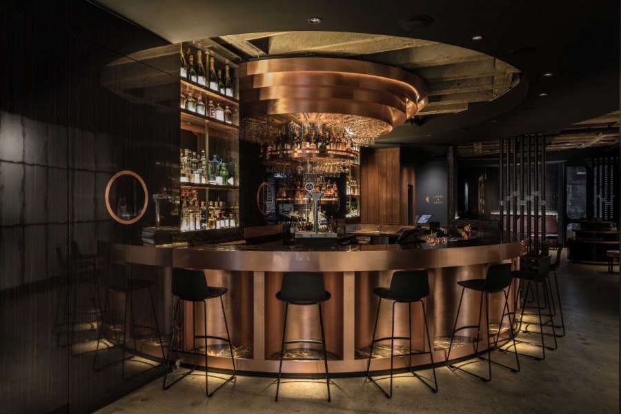 Интерьер бара