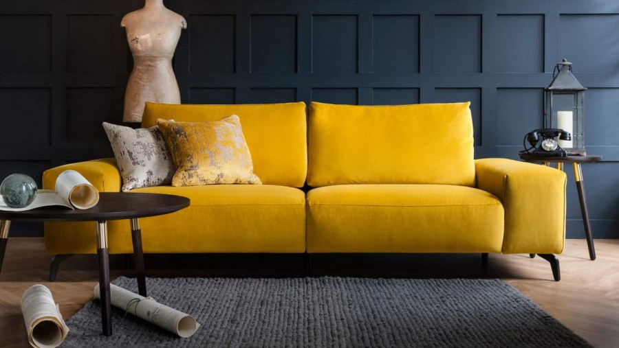 Желтый диван в интерьере