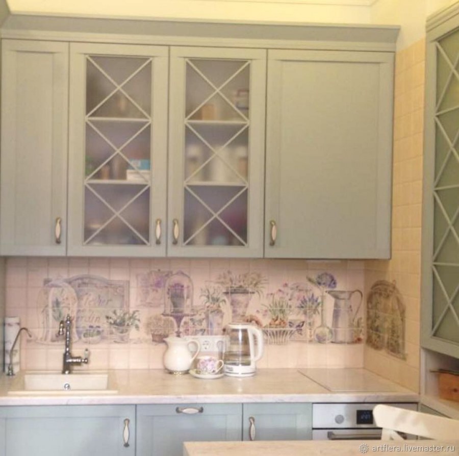 Кафель для фартука кухни в прованском стиле