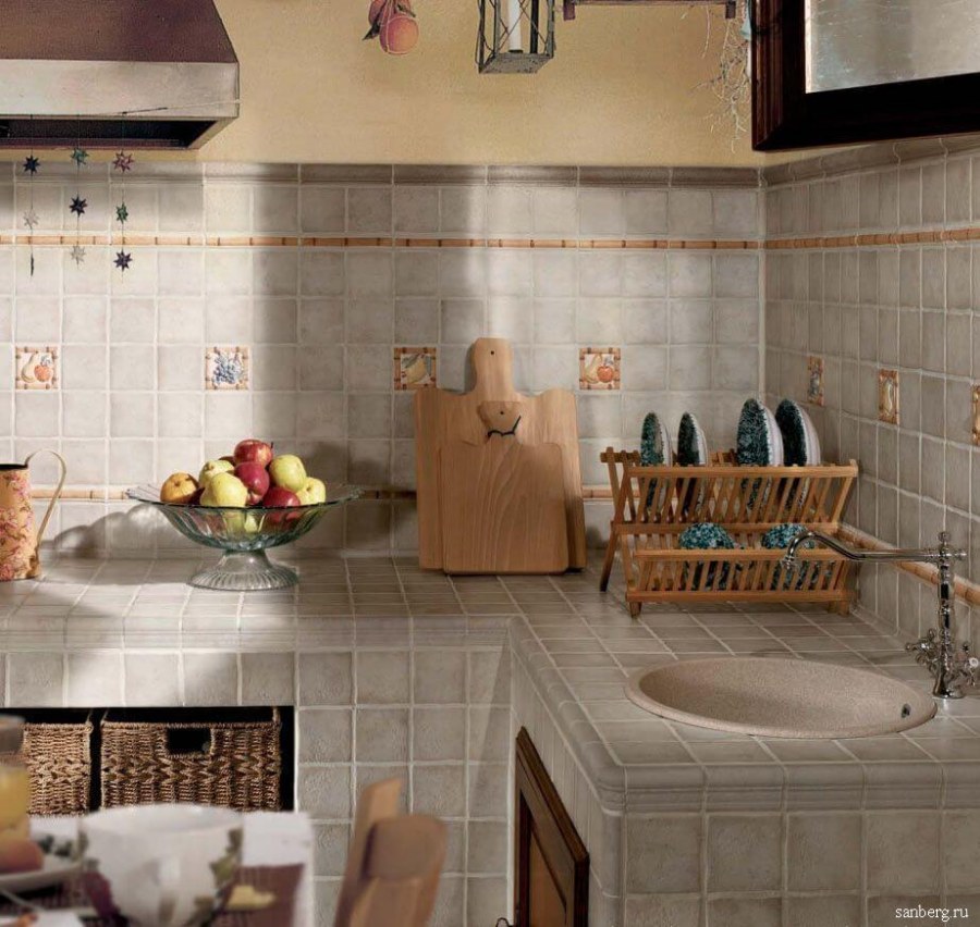 Petraia Almond 10x10