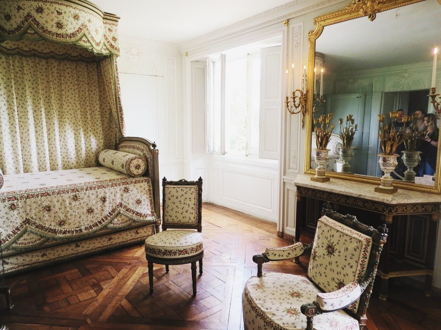 Интерьер в стиле классицизм 18 век