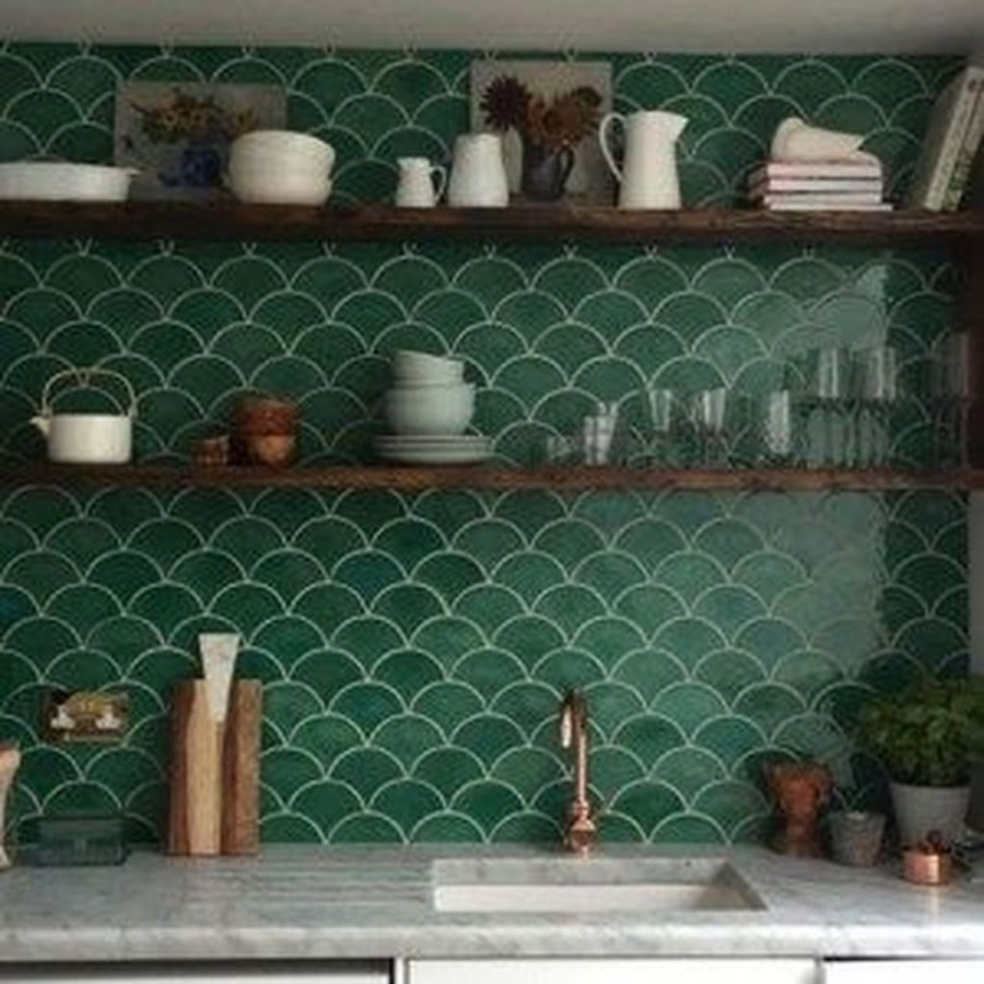 Плитка чешуя изумруд