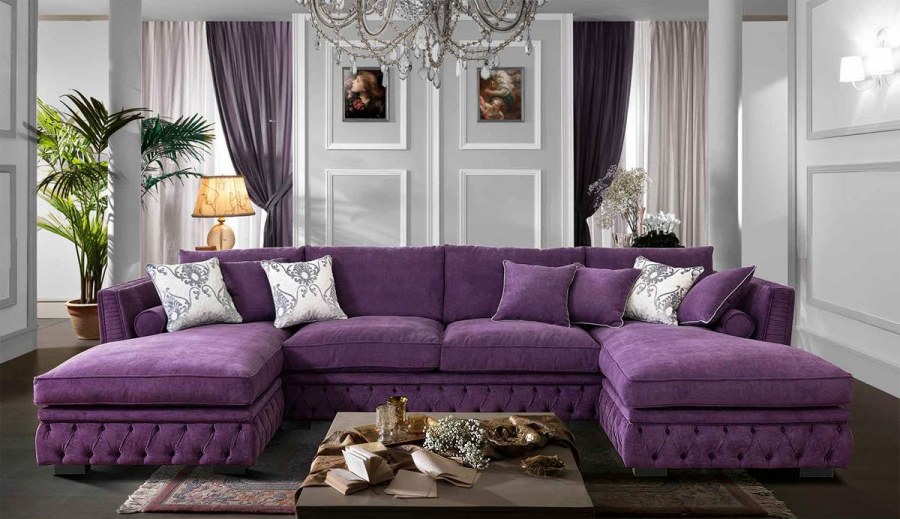 Диван баклажанового цвета