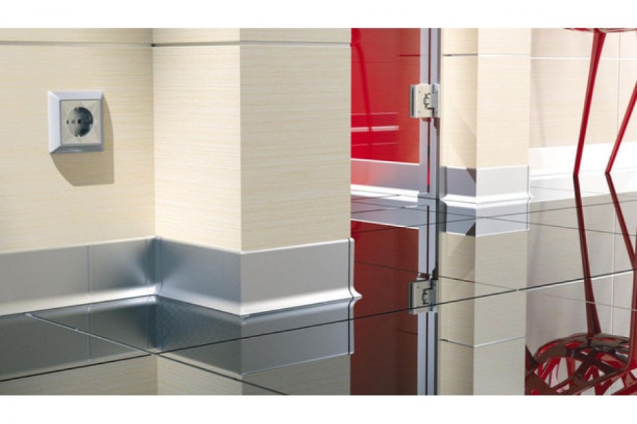 Плинтус алюминиевый Diele пл80, 501л серебро Люкс