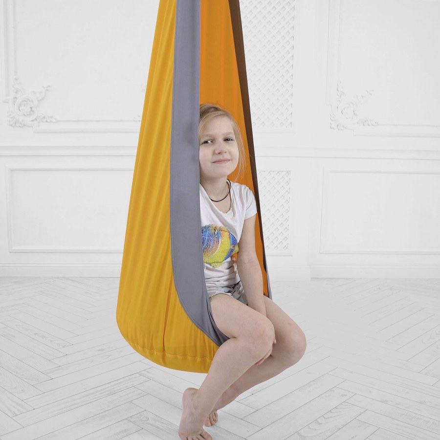 Подвесное кресло в детскую комнату