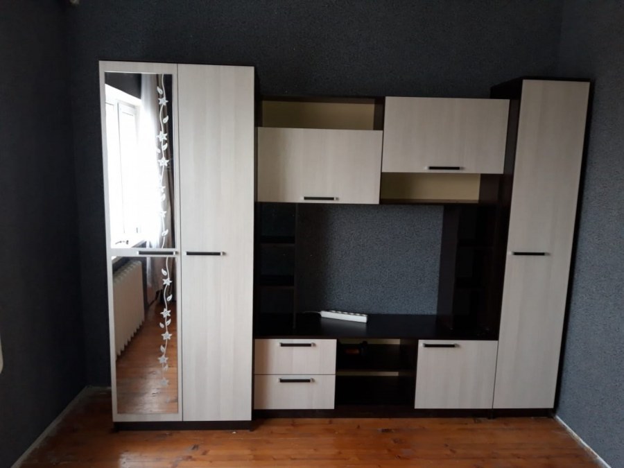 Стенка в гостиную Дора