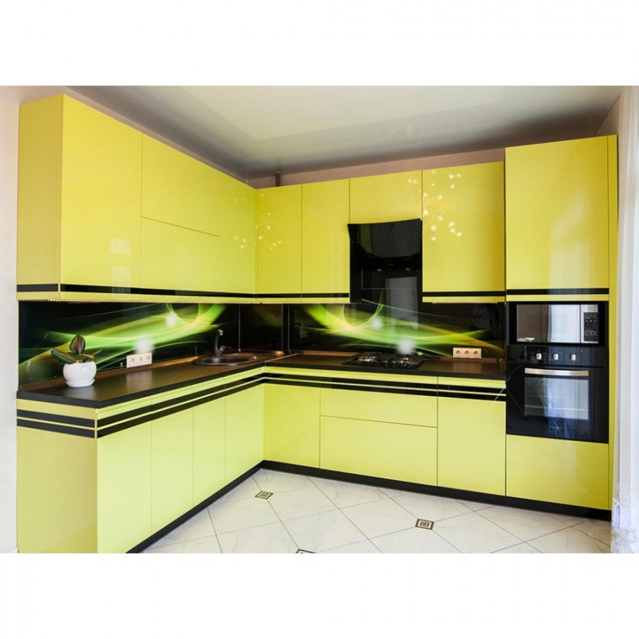 Желтая угловая кухня