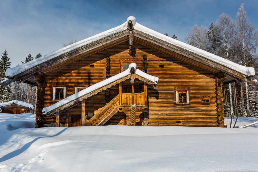 Красивая изба