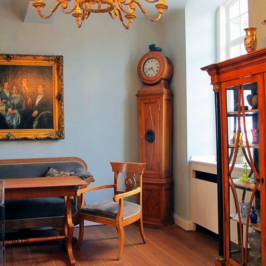 Бидермейер стиль в интерьере 19 века