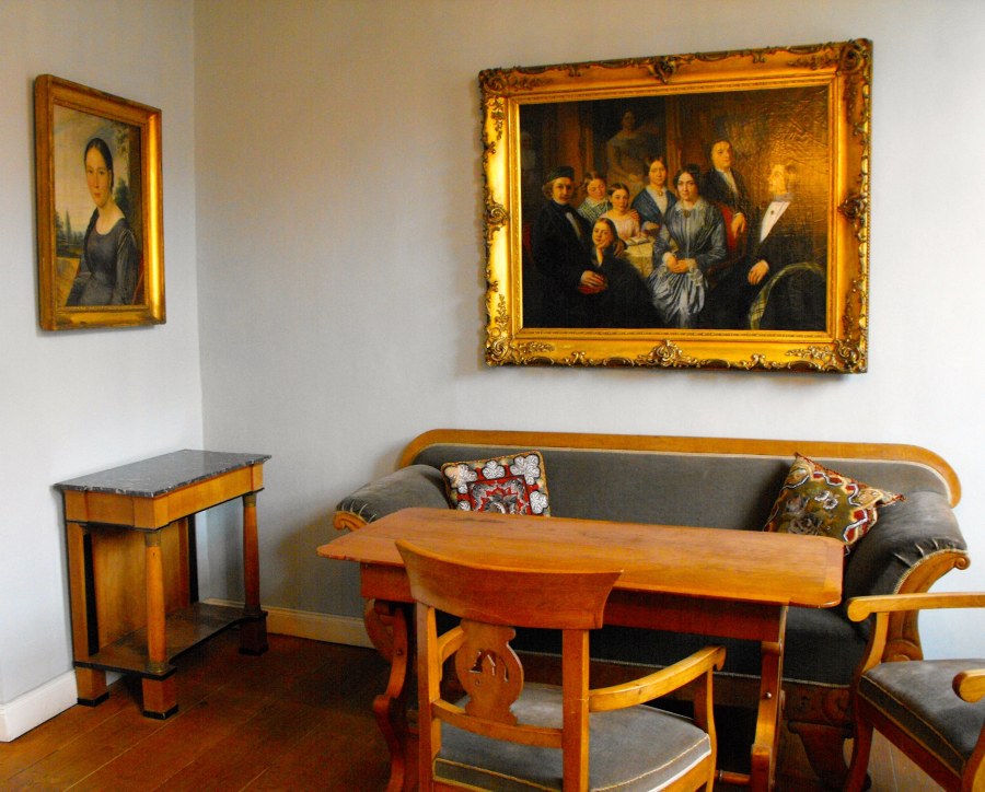 Бидермейер стиль в интерьере