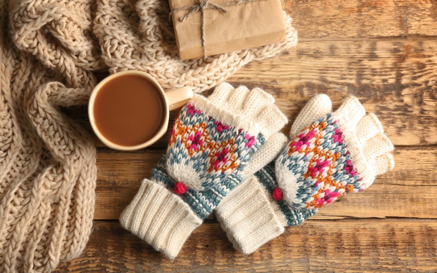 Декоративные домики зимой