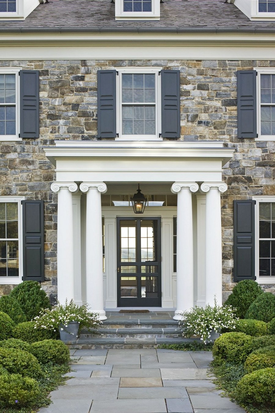 Фасад в английском стиле