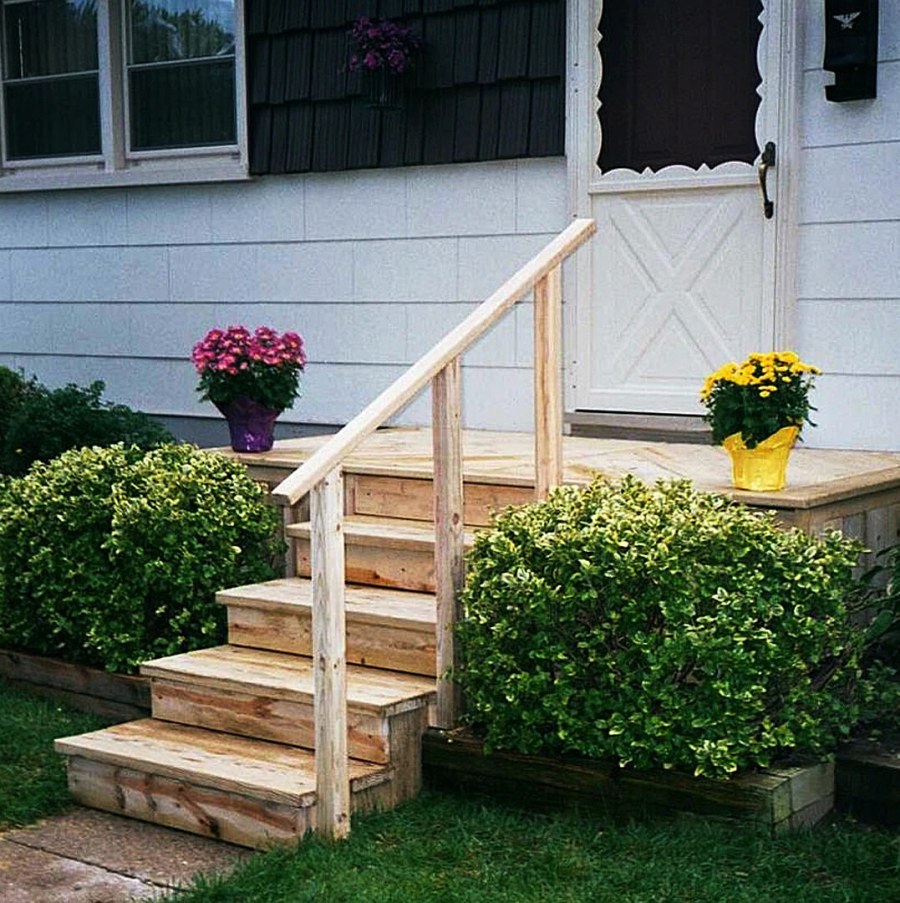 Дачное крыльцо