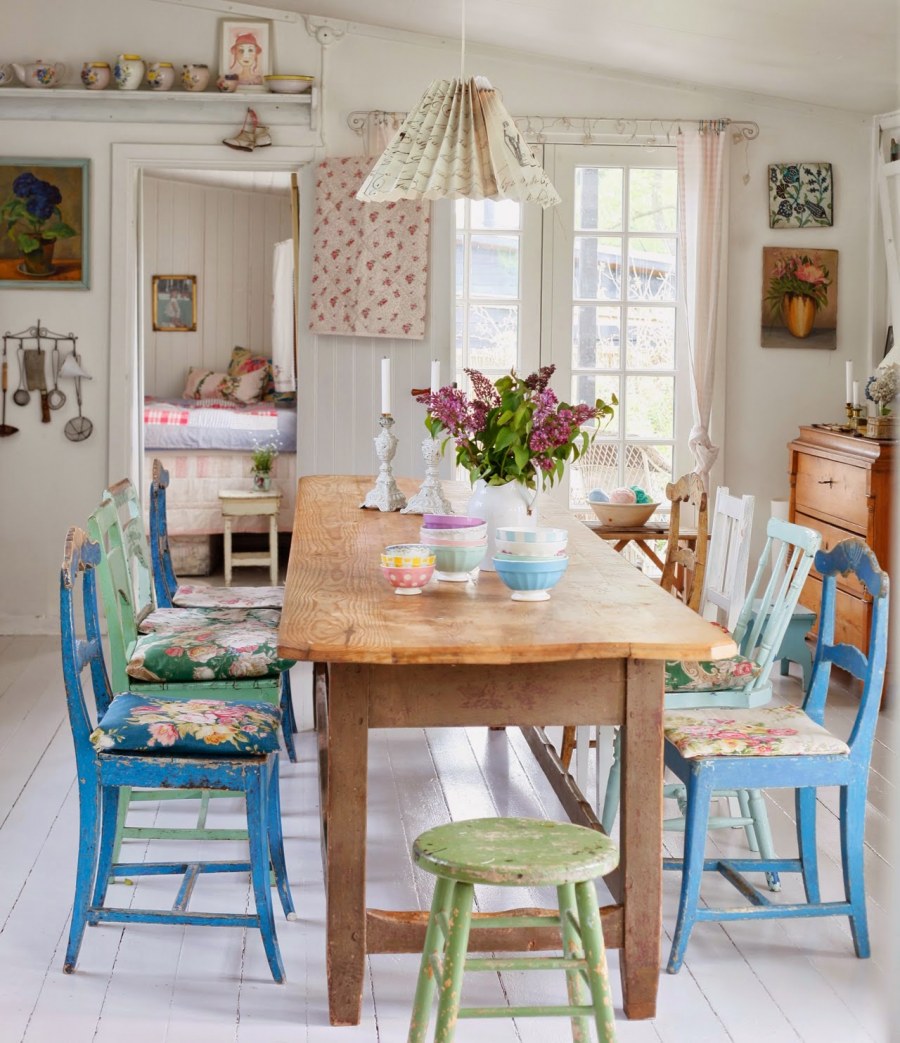 Кухня-гостиная в деревенском стиле