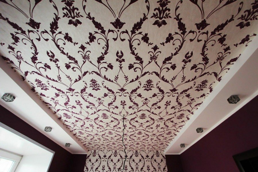 Потолок обклеенный потолочная плитка