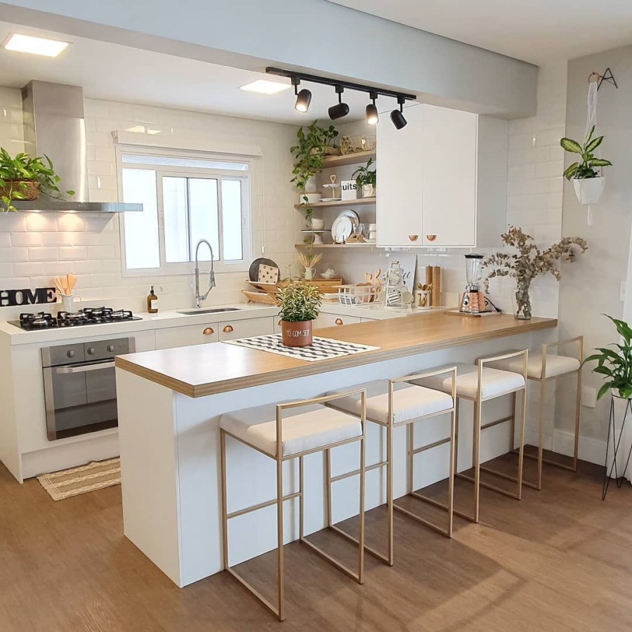 Кухня с приятным дизайном