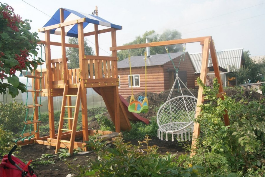 Детская зона на дачном участке