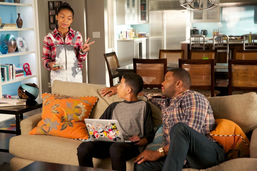 Сериал сплошной отстой 1 сезон