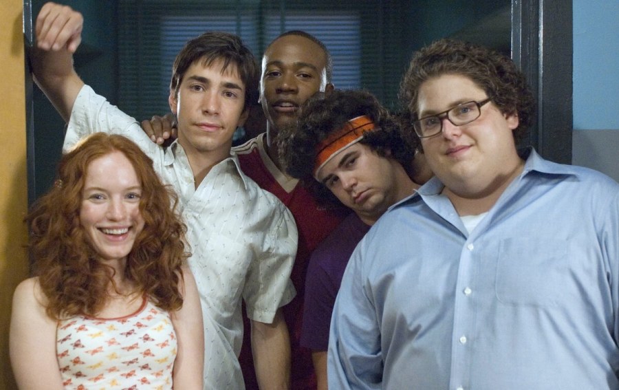 Кадры из фильма нас приняли