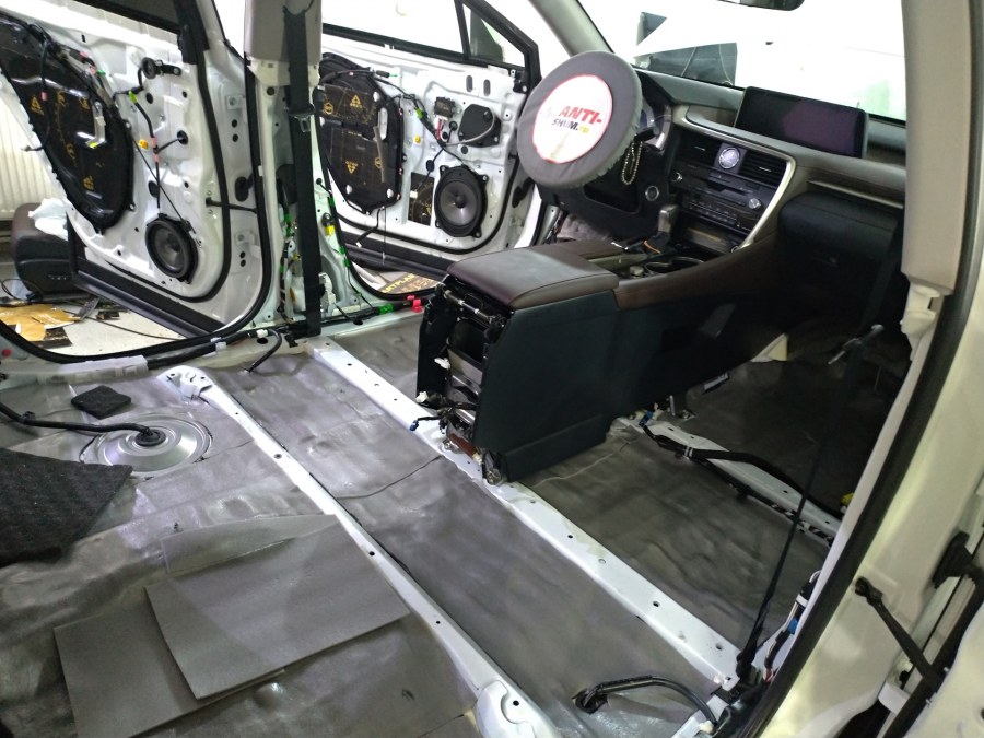 Шумоизоляция вытягивающего вентилятора