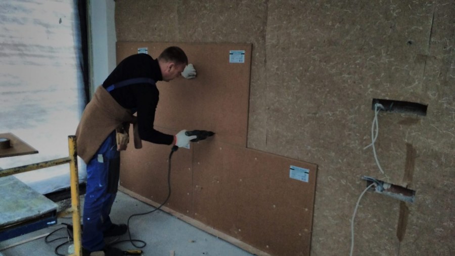 Звукоизоляция межбалконной перегородки