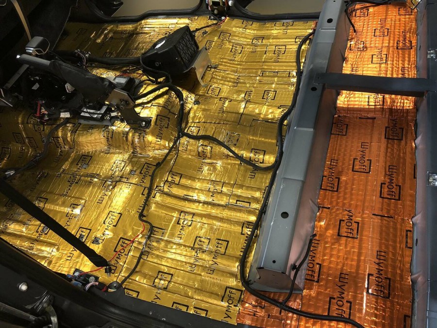 Шумоизоляция днища автомобиля