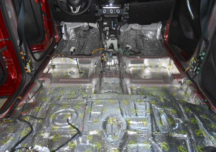 Шумоизоляция пола Stepwgn rf2