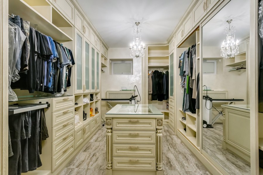 Гардеробная комната