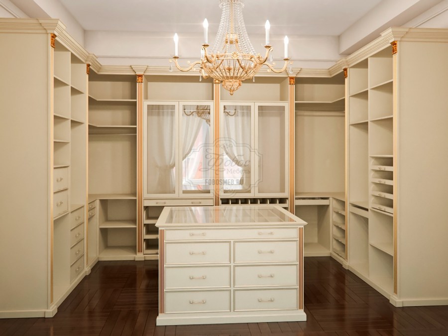 Гардеробная бежевая