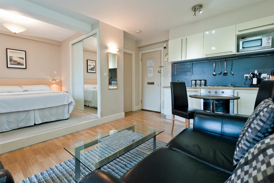 Студия 28 кв м с кроватью