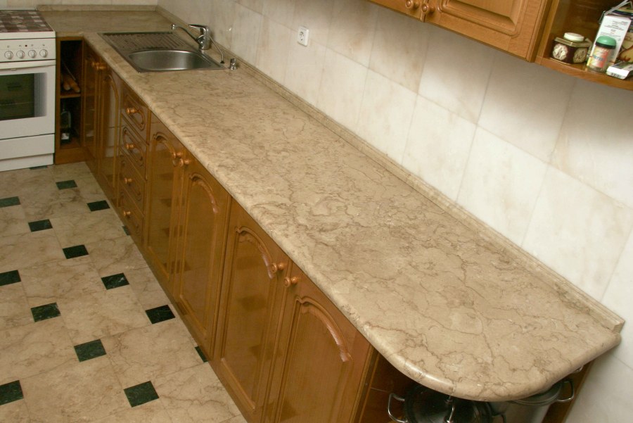 Оникс мрамор бежевый столешница